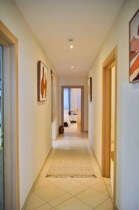 Elegant 4 Beds W/Partial Seaview Apartment Jeddah
