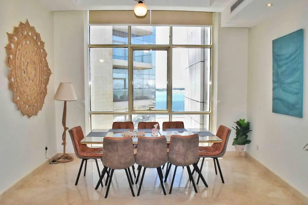 Elegant 4 Beds W/Partial Seaview Apartment Jeddah Saudi Arabia