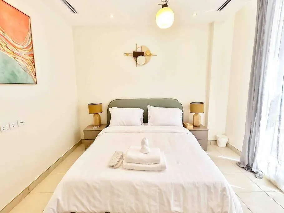 Elegant 4 Beds W/Partial Seaview Apartment Jeddah Saudi Arabia